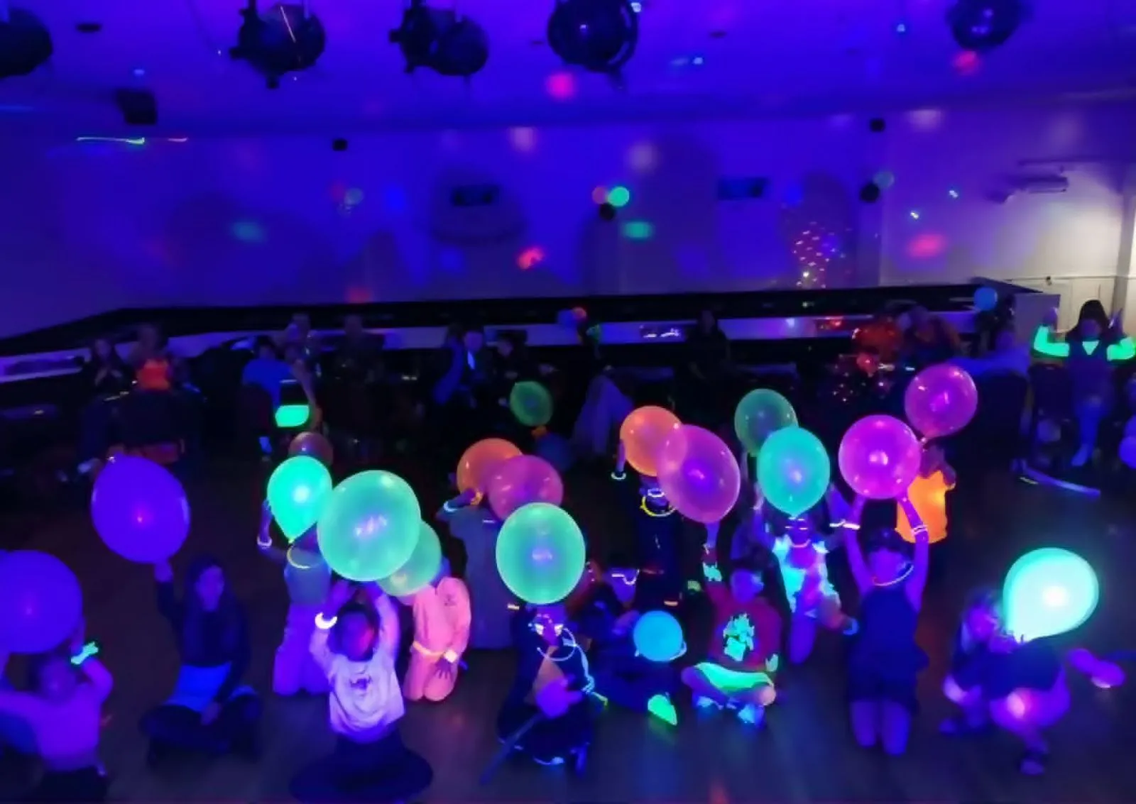 DJ Newcastle upon Tyne - U.V glow in the dark event